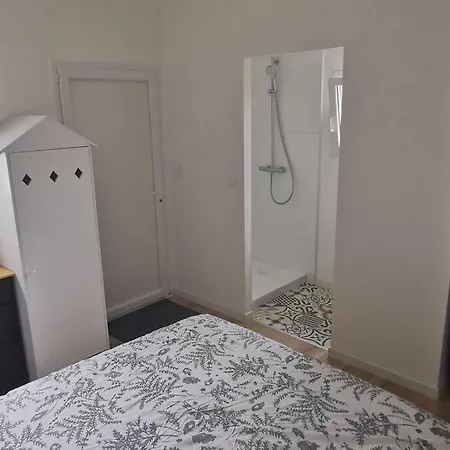 Charmant Meuble De 40 M2 - Type T2 Refait A Neuf بورنيشّيه