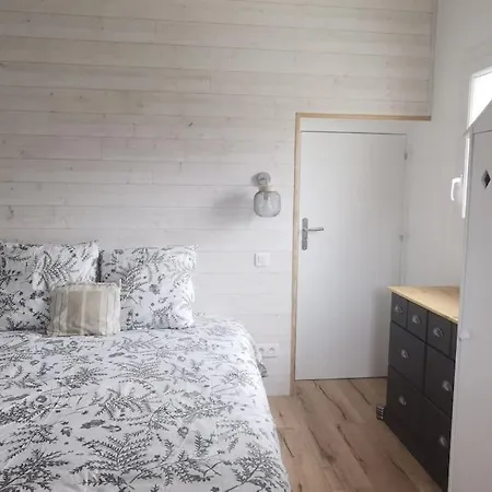 Charmant Meuble De 40 M2 - Type T2 Refait A Neuf * بورنيشّيه